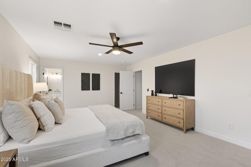 31-web-or-mls-Hazeltine-31