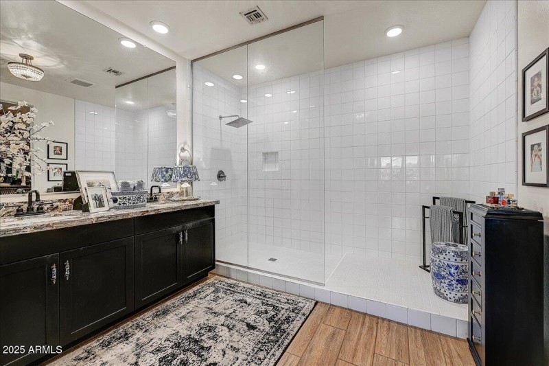 30-Primary Shower