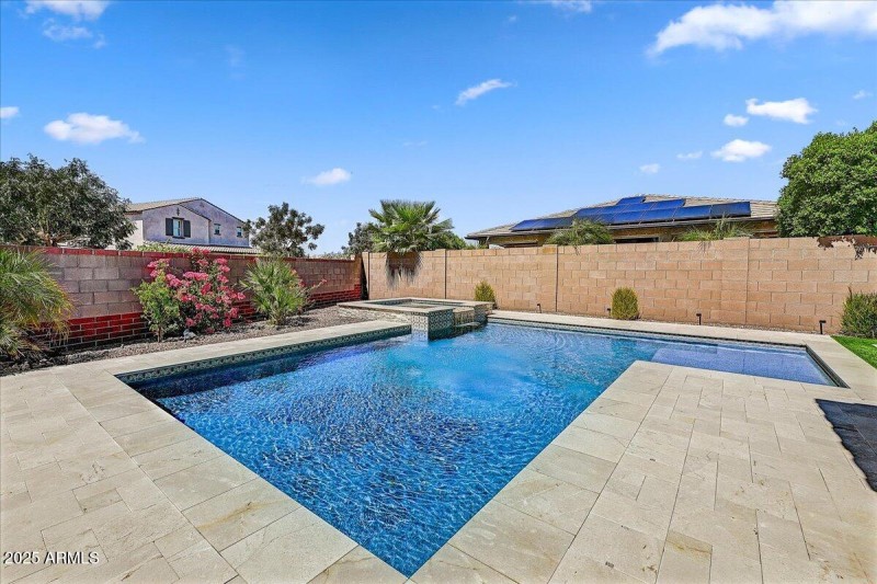 38-Pool & Spa