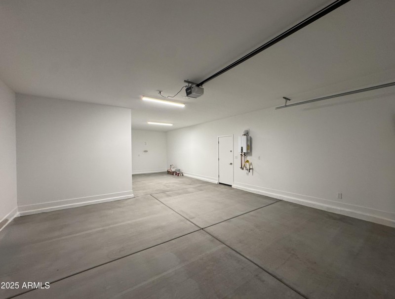 3-car Tandem Garage