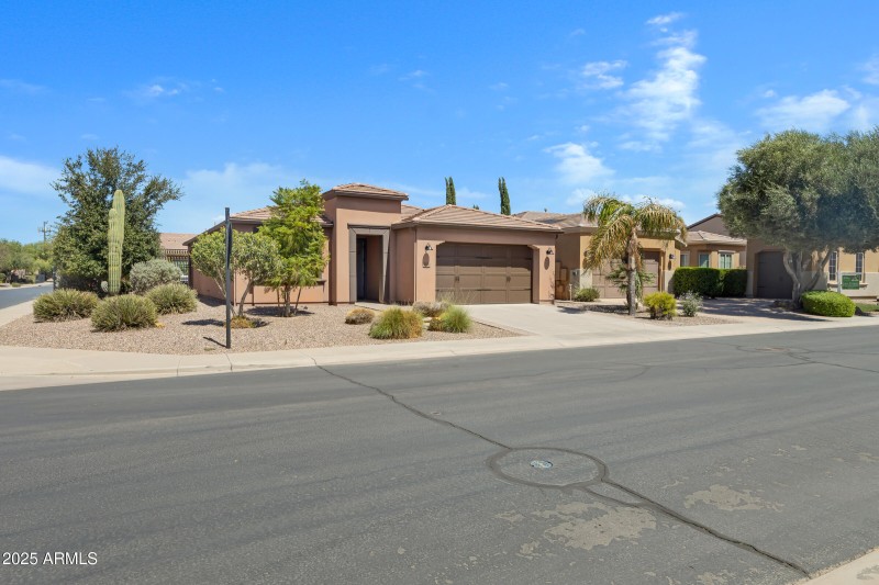 1746 E Harmony Wy-3