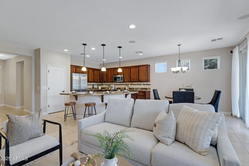 1746 E Harmony Wy-10