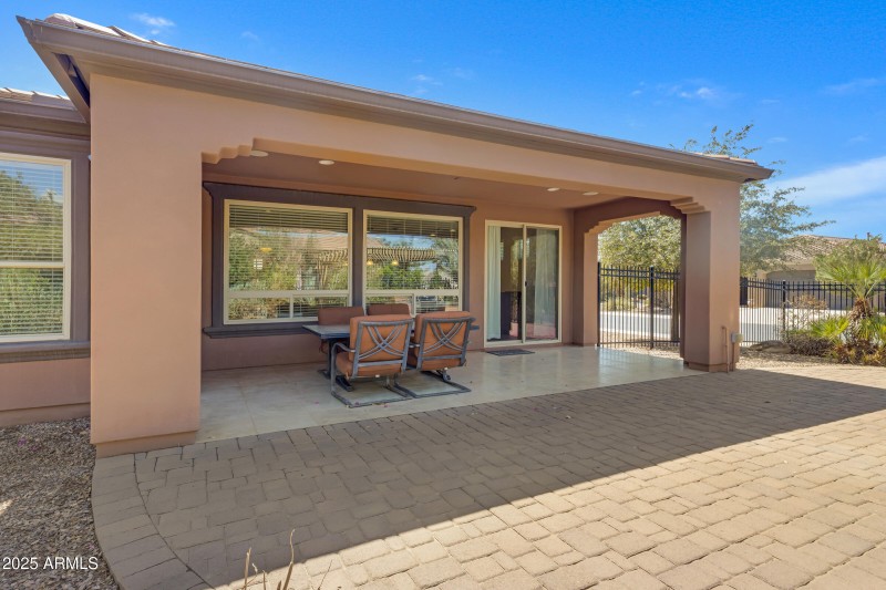 1746 E Harmony Wy-33