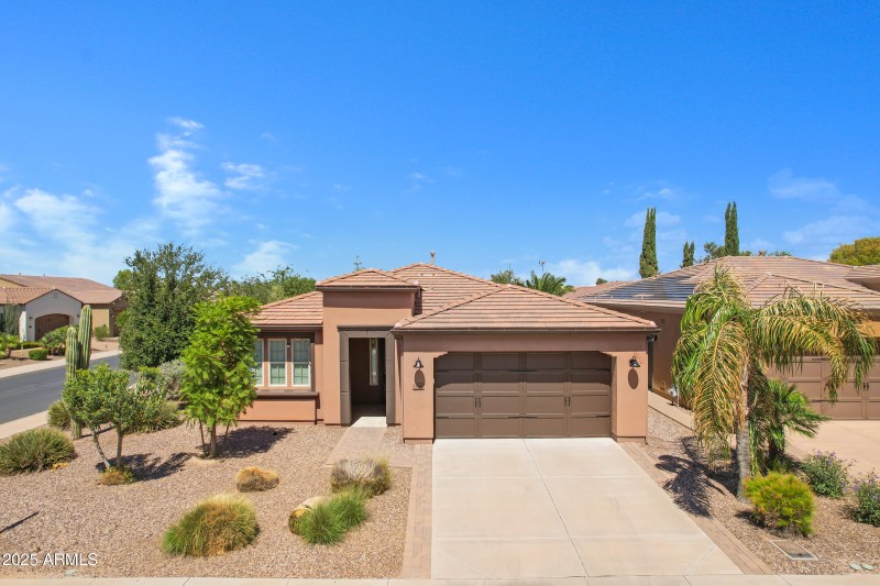 1746 E Harmony Wy-37