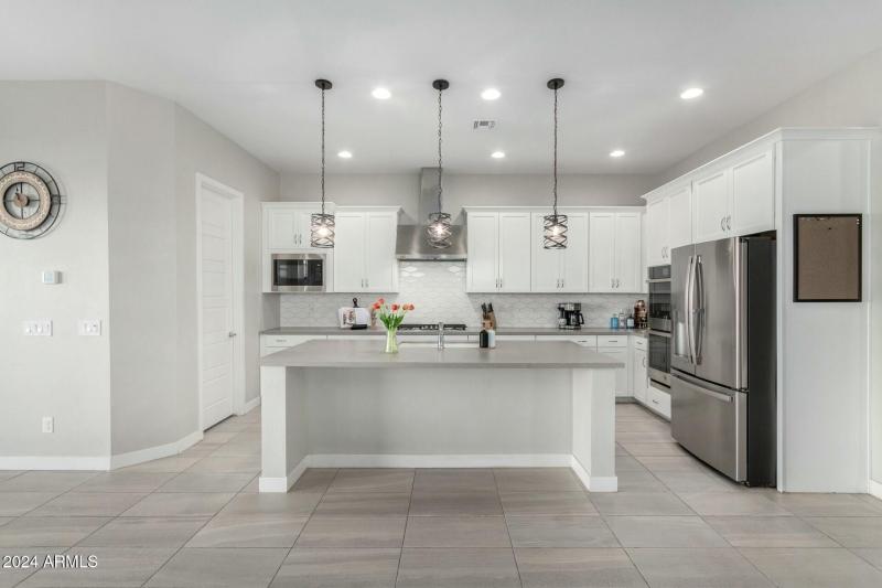 DESIGNER KITCHEN