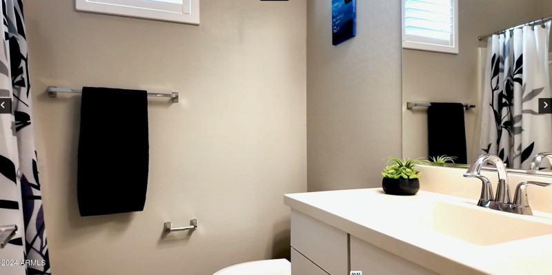 BATHROOM 2