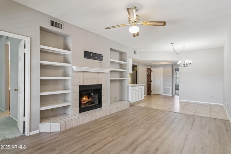 8-print-7950-e-starlight-way-153