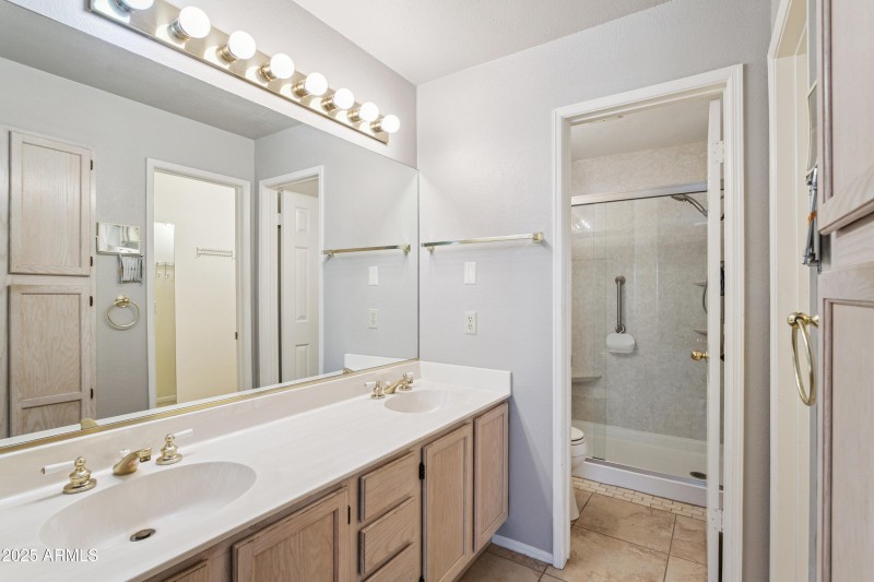 27-print-7950-e-starlight-way-153