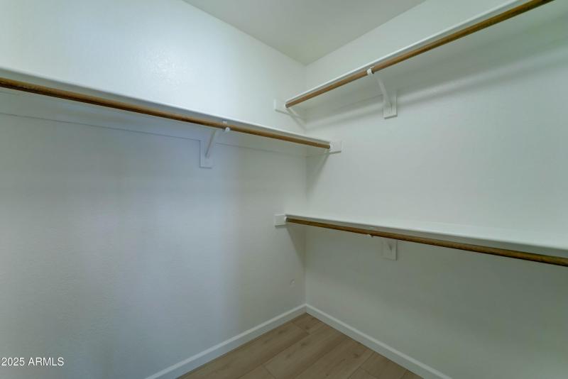 1658 N Sierra Vista Dr-26