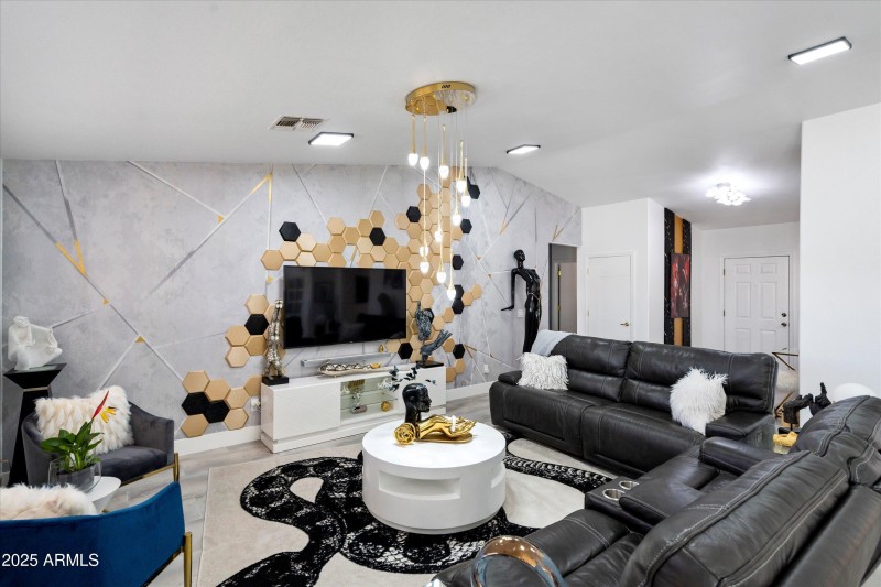 12-Family Room