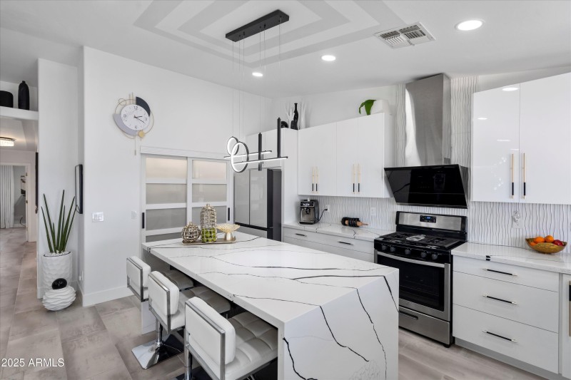 17-Kitchen