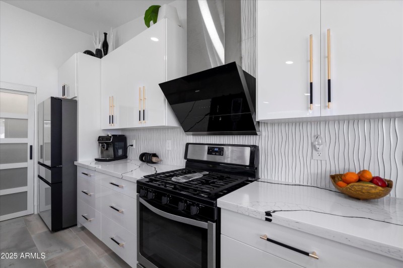 19-Kitchen