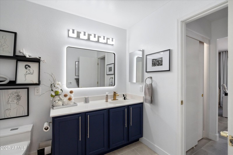 41-Bathroom 2