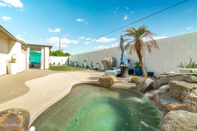 48-Backyard View