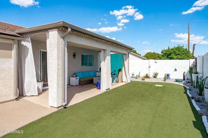 52-Backyard View