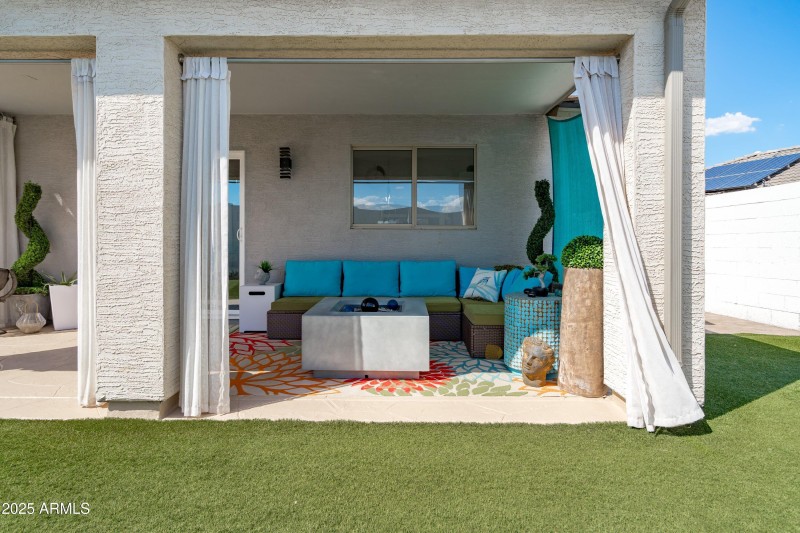53-Covered Patio