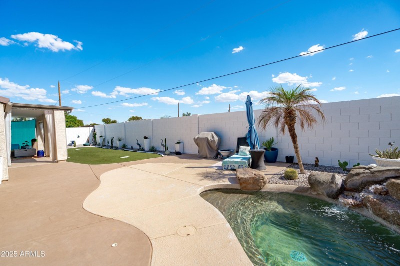 57-Backyard View