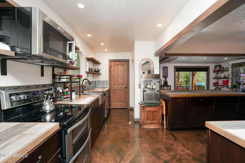 Kitchen2