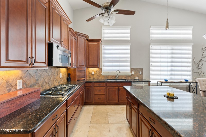 6302 E Hermosa Vista Dr-10