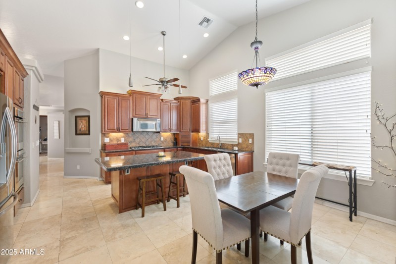 6302 E Hermosa Vista Dr-12