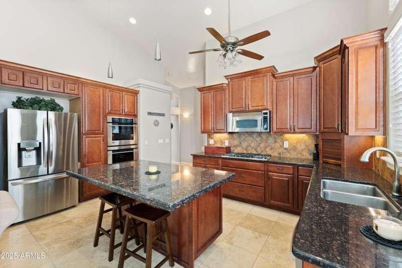 6302 E Hermosa Vista Dr-15