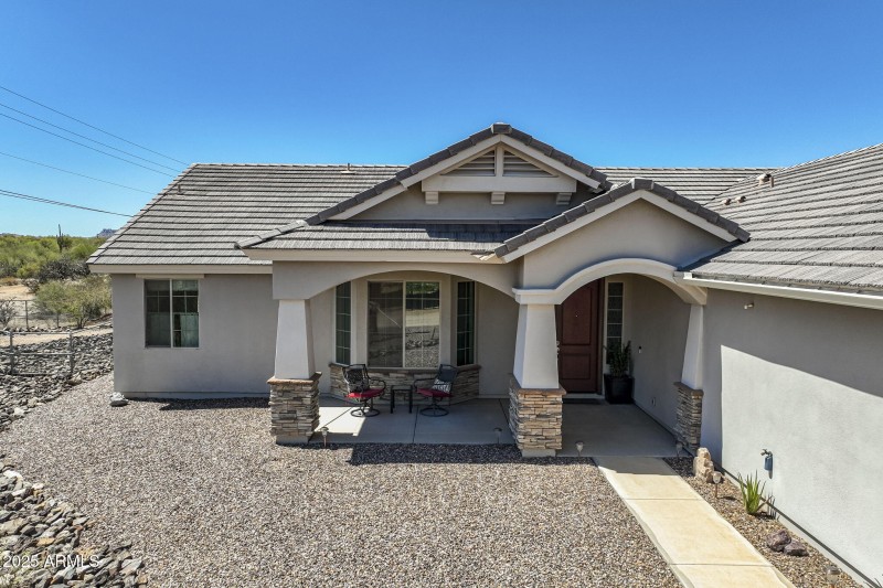 Covered Front Porch Entry