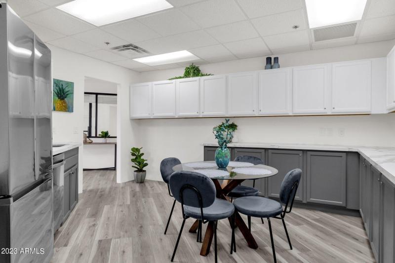 LOTS OF CABINETRY