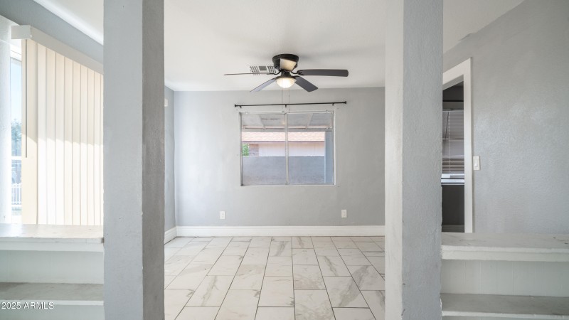 5550 W Gardenia Ave-5