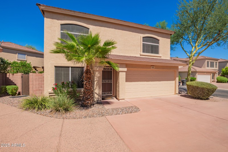 2 - Frank Lloyd Wright