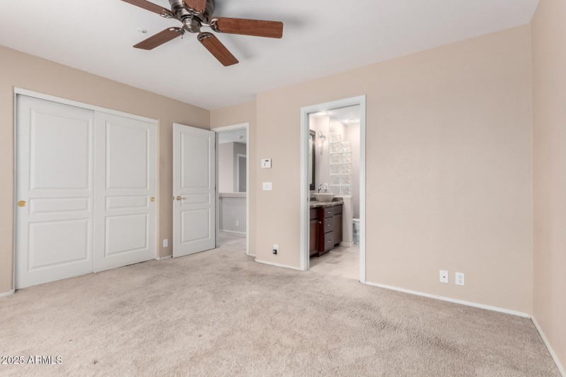 14 - Frank Lloyd Wright