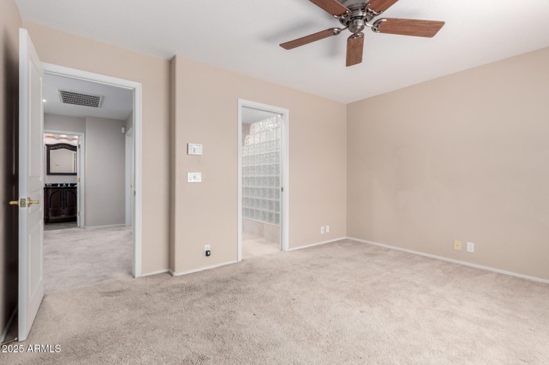 15 - Frank Lloyd Wright