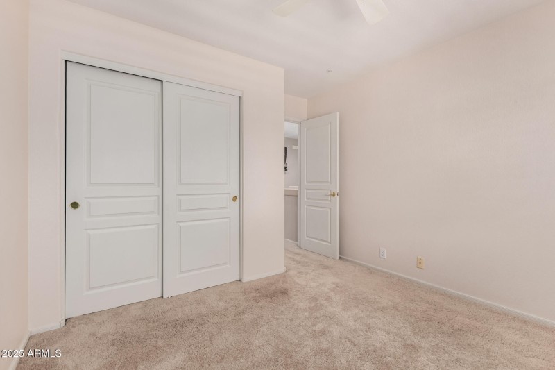 24 - Frank Lloyd Wright