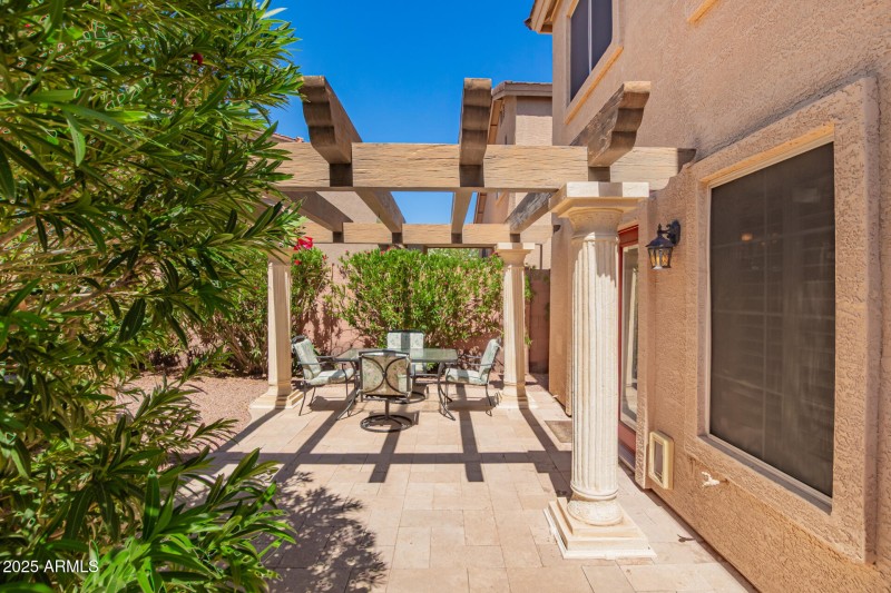 31 - Frank Lloyd Wright