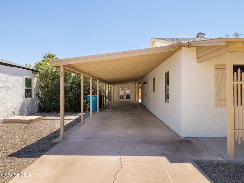 Tandem Carport