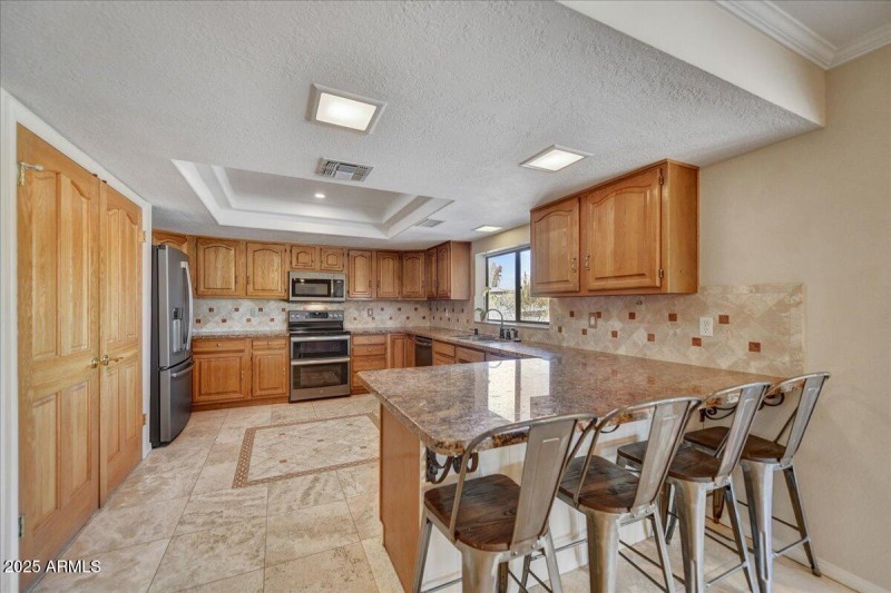 12-Kitchen