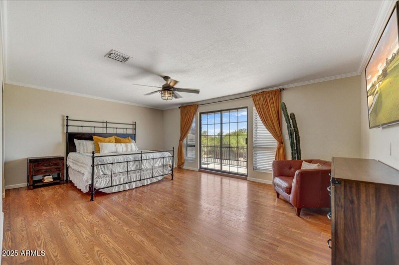 19-Primary Suite
