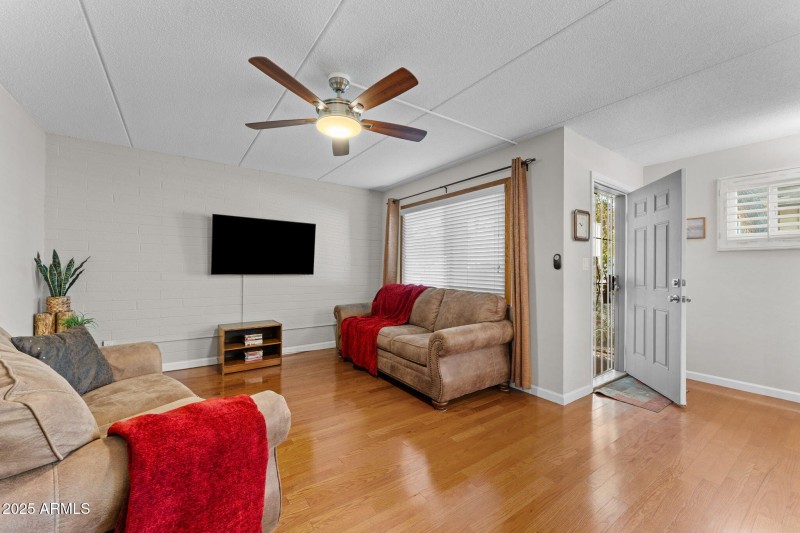 9-web-or-mls-DSC00842