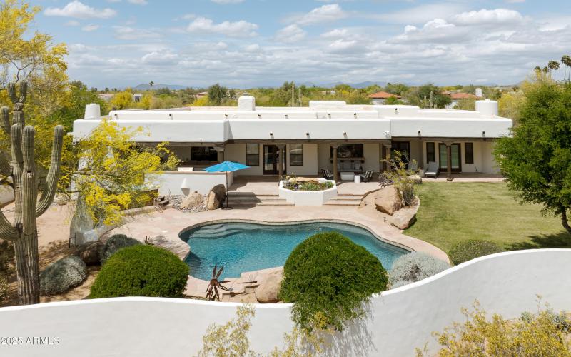 Resort like Grounds