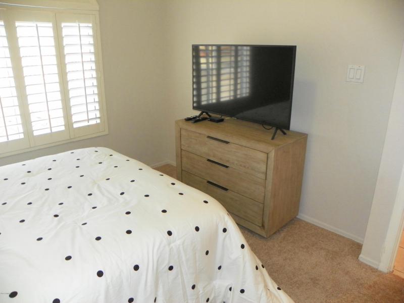 denz 15 furnished rentals scottsdale ran
