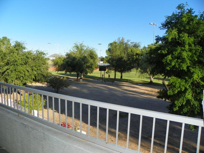 denz 19 furnished rentals scottsdale ran