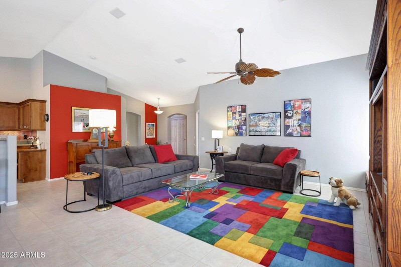 3022 N 148th Ave. Great Rm- Entry