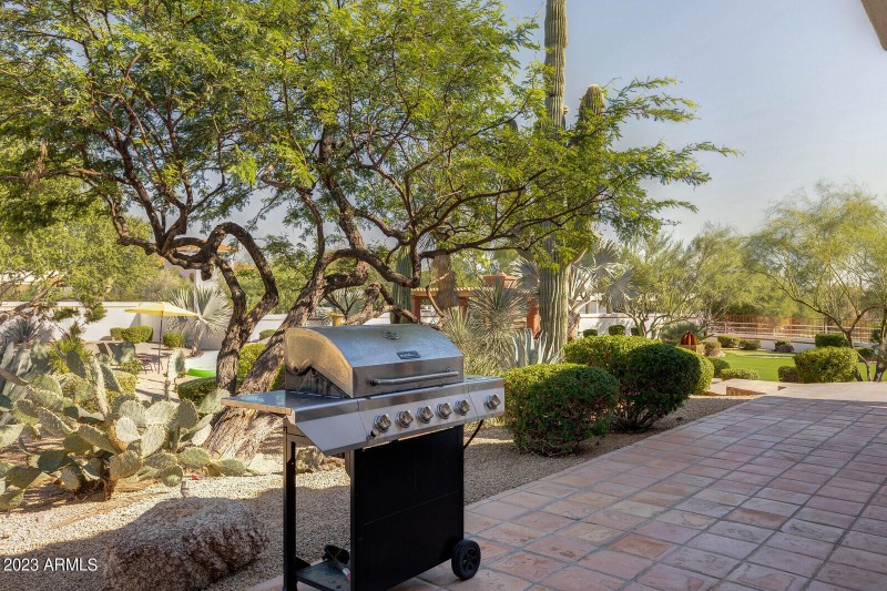 62_8161_E_Alameda_Rd__062_mls