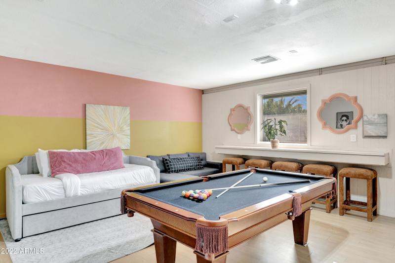 10_4820_E_Poinsettia_Dr__10