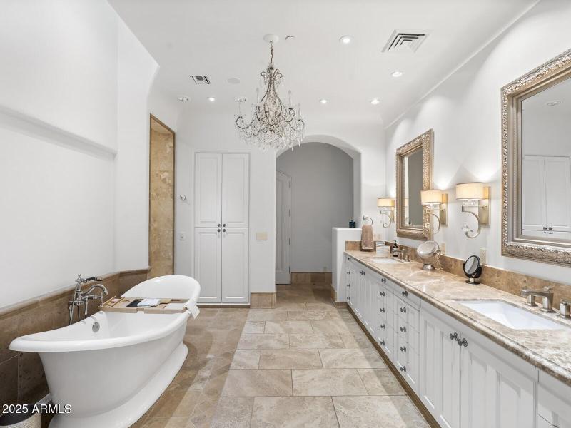 Primary Ensuite