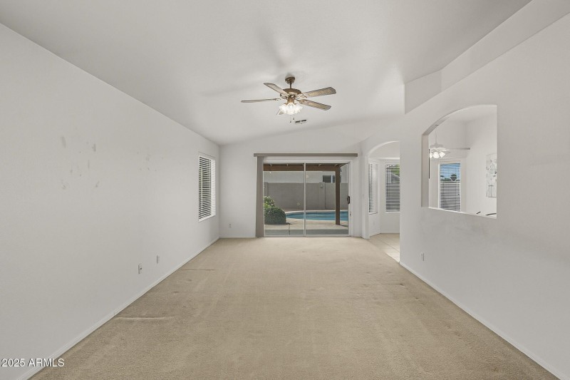 10-web-or-mls-Clearview-10
