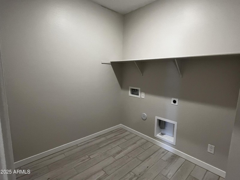 EC Lot 69 Laundry Room