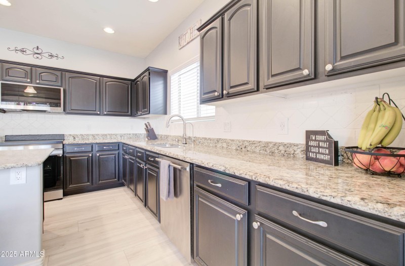 Abundant Kitchen Counters