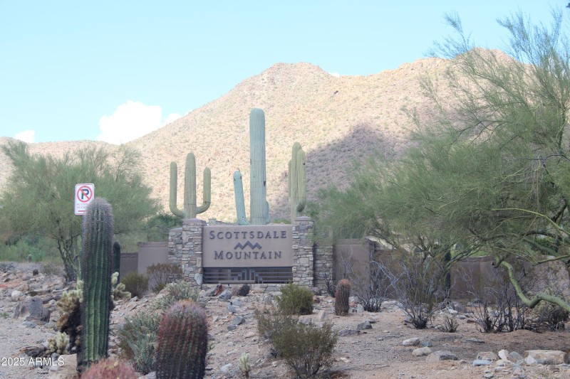 Scottsdale Mtn Community Entry