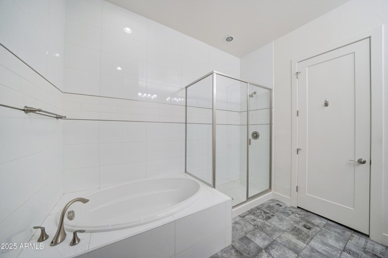 6565 E. Thomas Road #1079-16