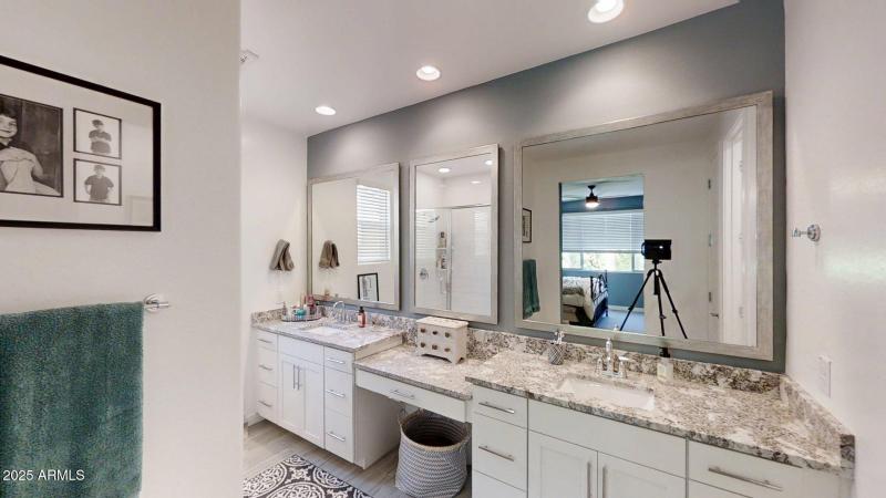 22-master-bath